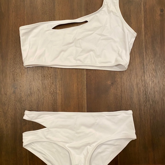 All Sisters SCORPII Bikini Top and Bottoms NWT - Picture 2 of 4